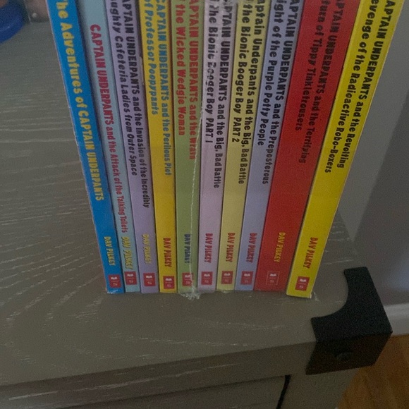 Captain underpants series - Picture 3 of 4